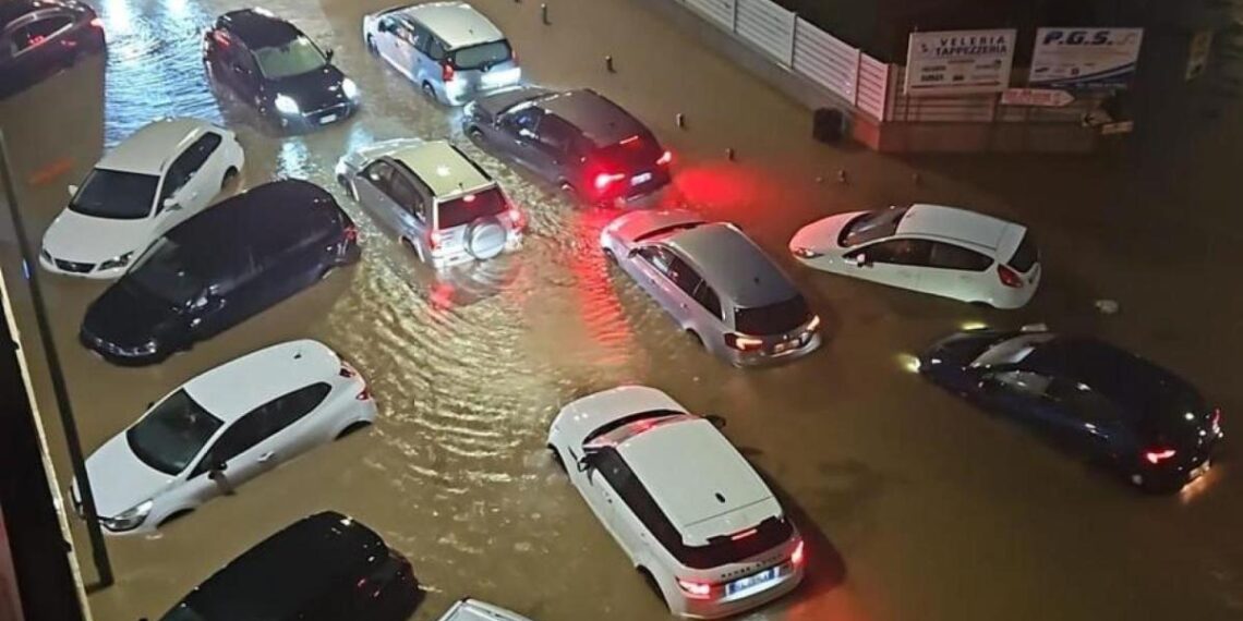 METEO LIVE: Ciclone con nubifragi, tempeste di neve, temporali e forti venti