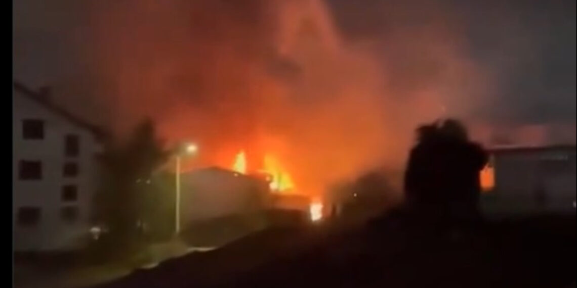 NEWS: Incendio in discoteca almeno 50 morti e 150 feriti in Macedonia